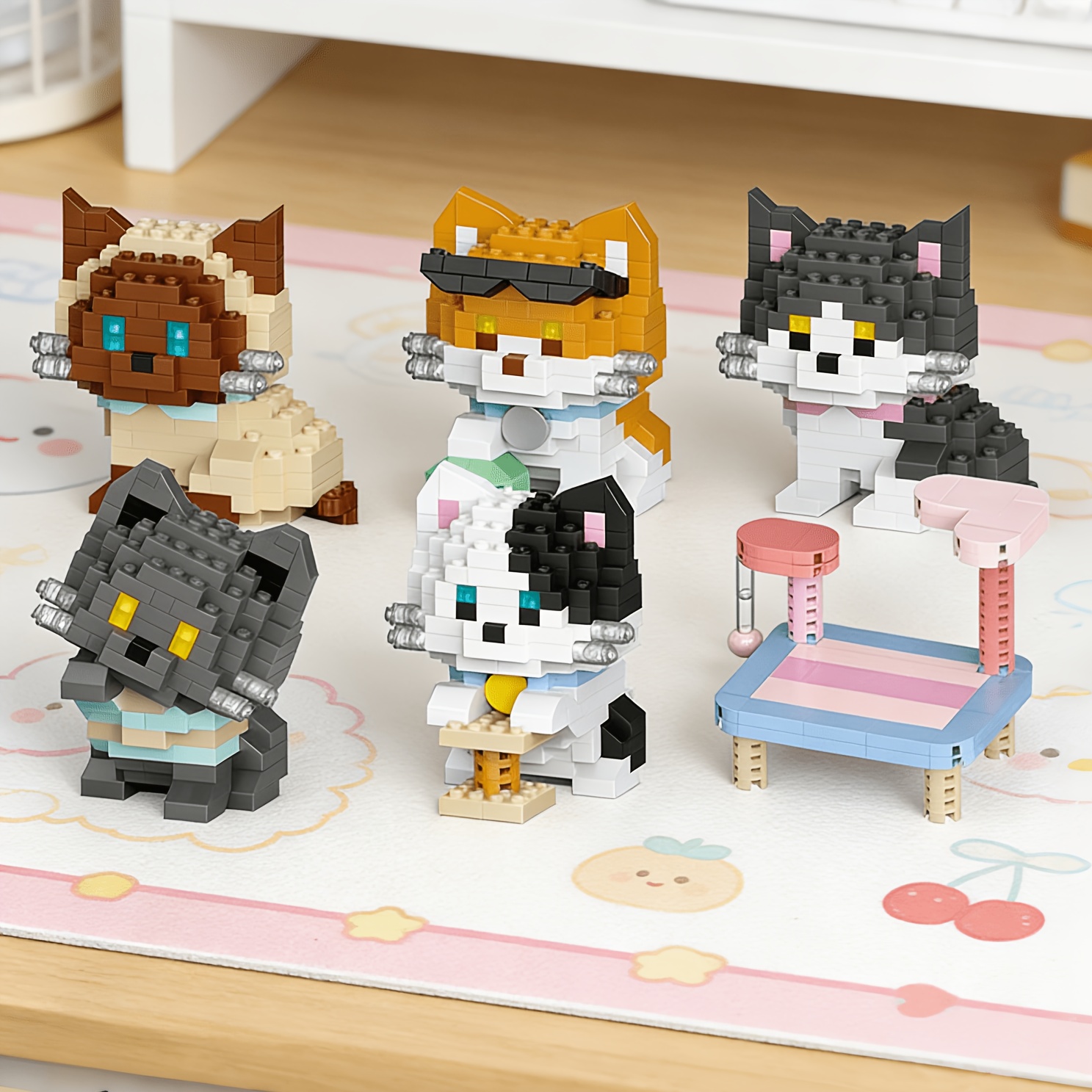 猫シリーズの組み立てブロック6個セット、オレンジ色の猫、ブリ - Orange Lighting Decor のレビューと価格