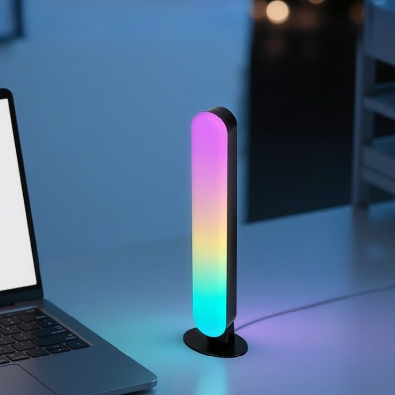 カラフルな RGB ムードライト Bluetooth 接続  - Decor Lighting Uk のレビューと価格