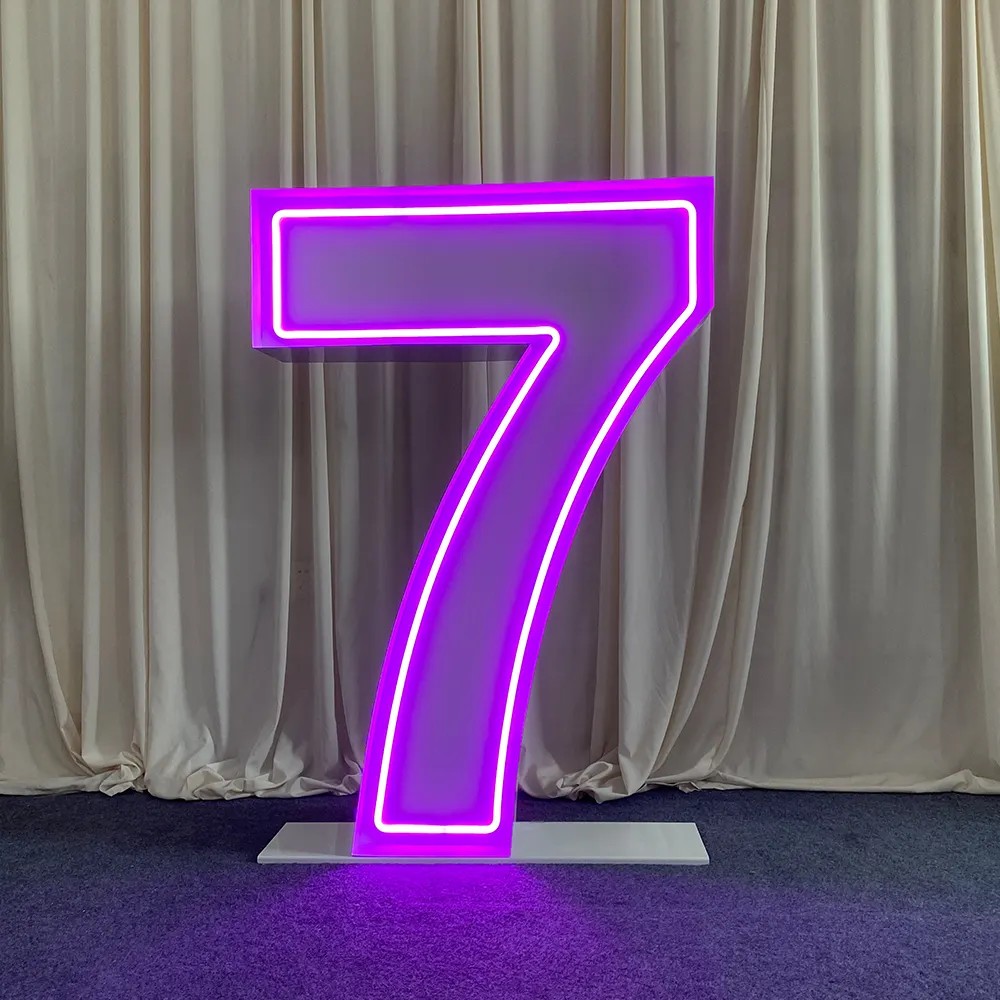 発光ダイオードRGBネオンライトアップ大型文字4フィートマー - Light Up Letters Marquee のレビューと価格
